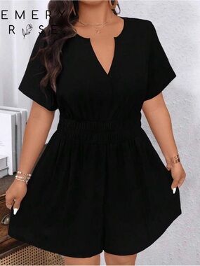 Black Plus Size Short Sleeve V-Neck Romper